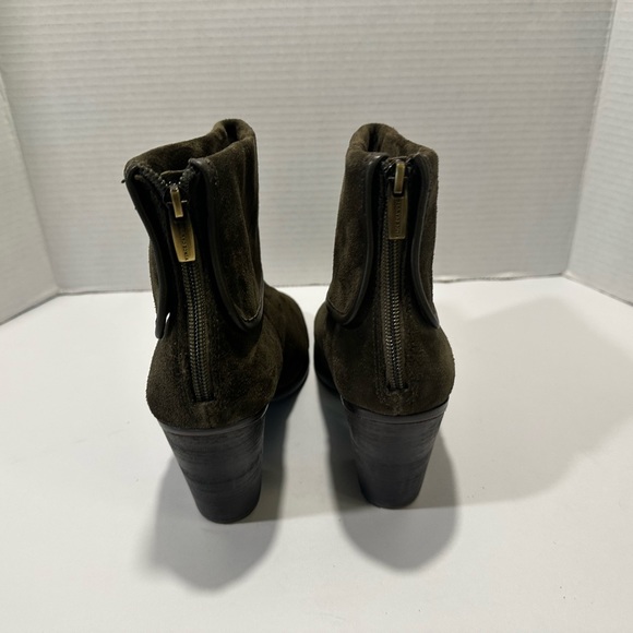 Vince Camuto Hamilton Suede Ankle Boots size 9M - Picture 6 of 6